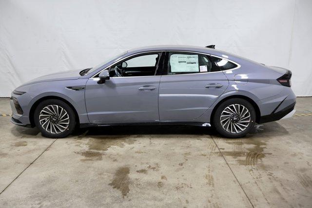 new 2025 Hyundai Sonata Hybrid car, priced at $31,567
