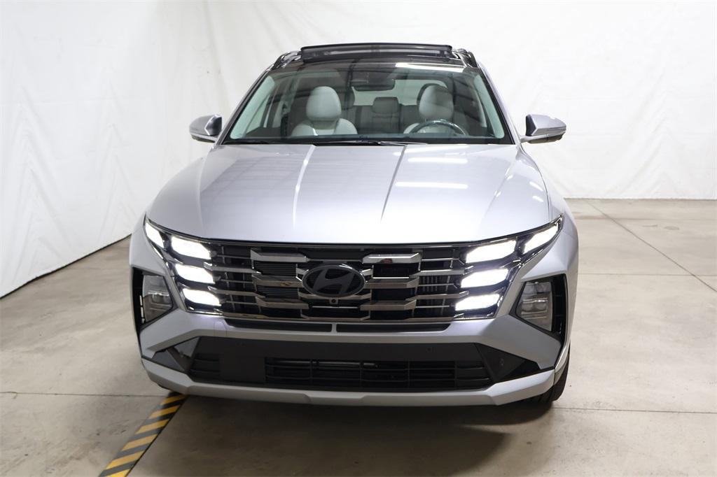 new 2025 Hyundai TUCSON Hybrid car, priced at $39,186