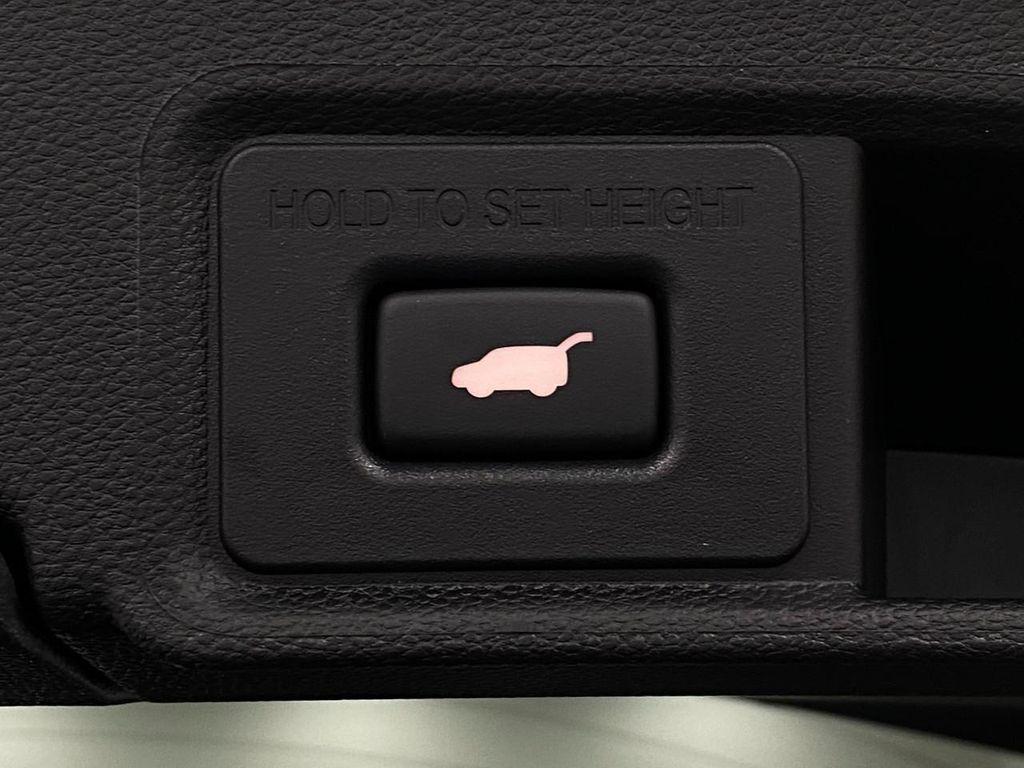 new 2025 Acura RDX car, priced at $54,400