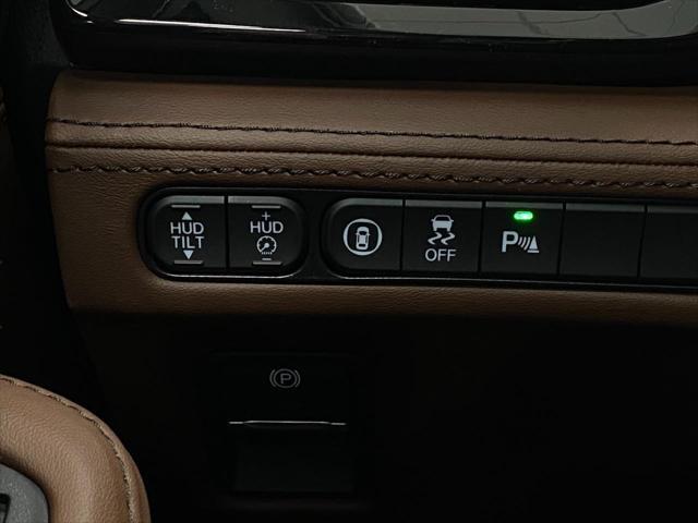 used 2023 Acura MDX car, priced at $50,415
