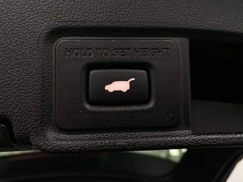 used 2024 Acura RDX car, priced at $40,967