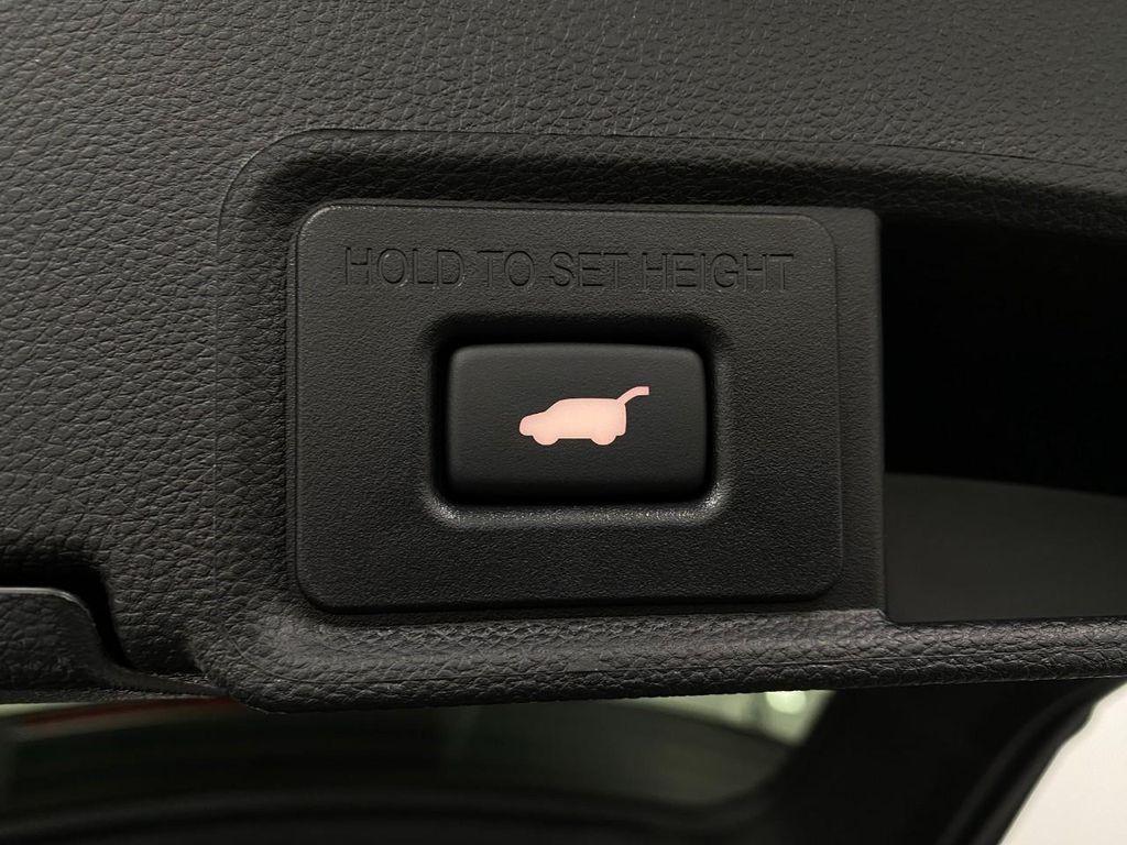 new 2025 Acura RDX car, priced at $48,650