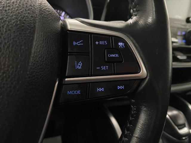 used 2022 Toyota Highlander car, priced at $38,933