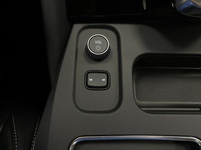 used 2025 Acura MDX car