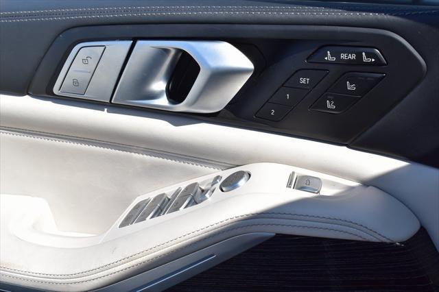 used 2022 BMW X7 car, priced at $58,748