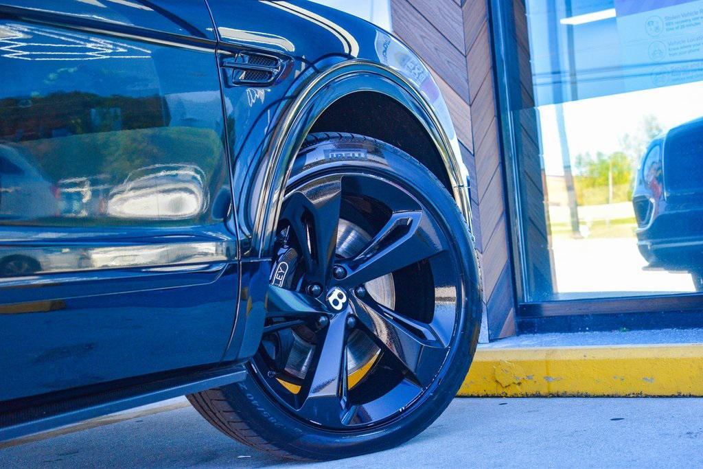 used 2018 Bentley Bentayga car, priced at $63,805