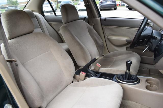 used 2001 Honda Civic car, priced at $2,900