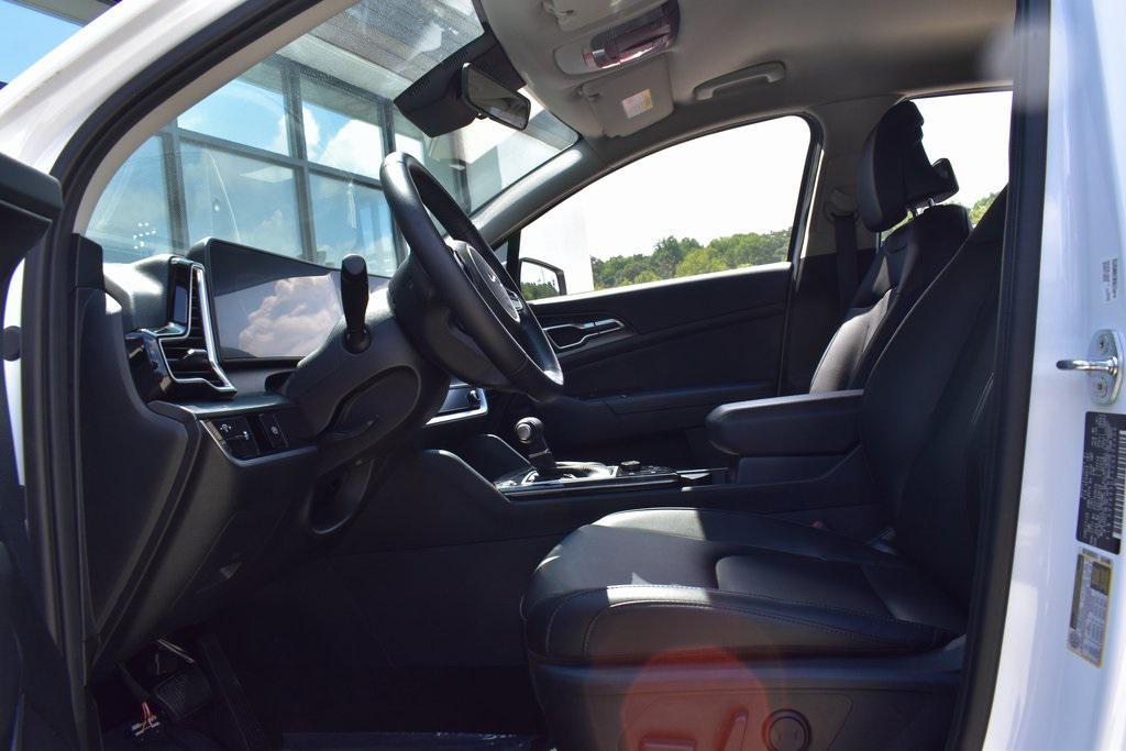 used 2025 Kia Sportage car, priced at $27,578