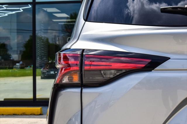 used 2021 Toyota Sienna car, priced at $28,945