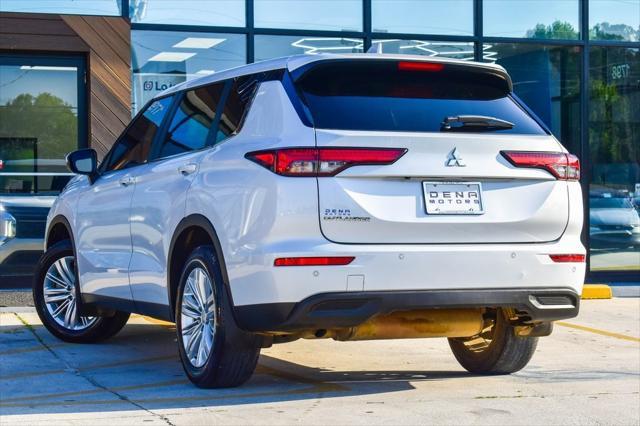 used 2024 Mitsubishi Outlander car, priced at $24,661