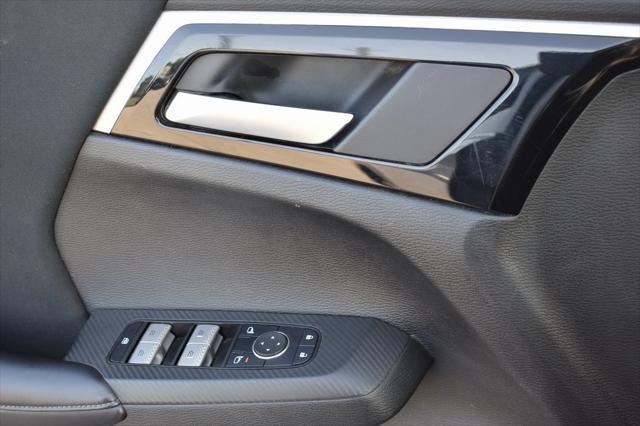 used 2024 Mitsubishi Outlander car, priced at $24,661