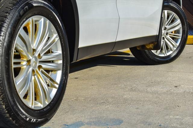 used 2024 Mitsubishi Outlander car, priced at $24,661