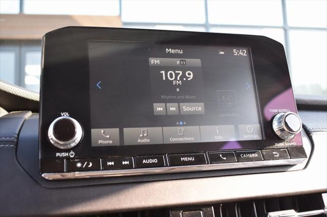 used 2024 Mitsubishi Outlander car, priced at $24,661
