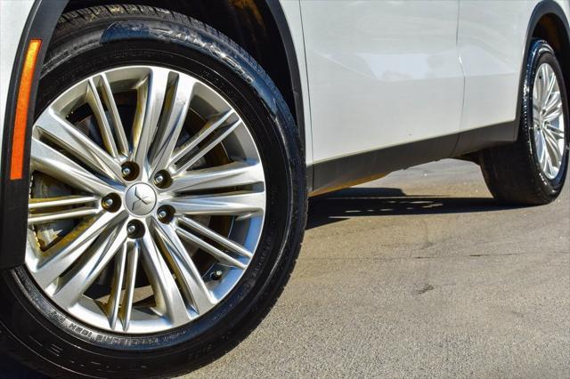 used 2024 Mitsubishi Outlander car, priced at $24,661