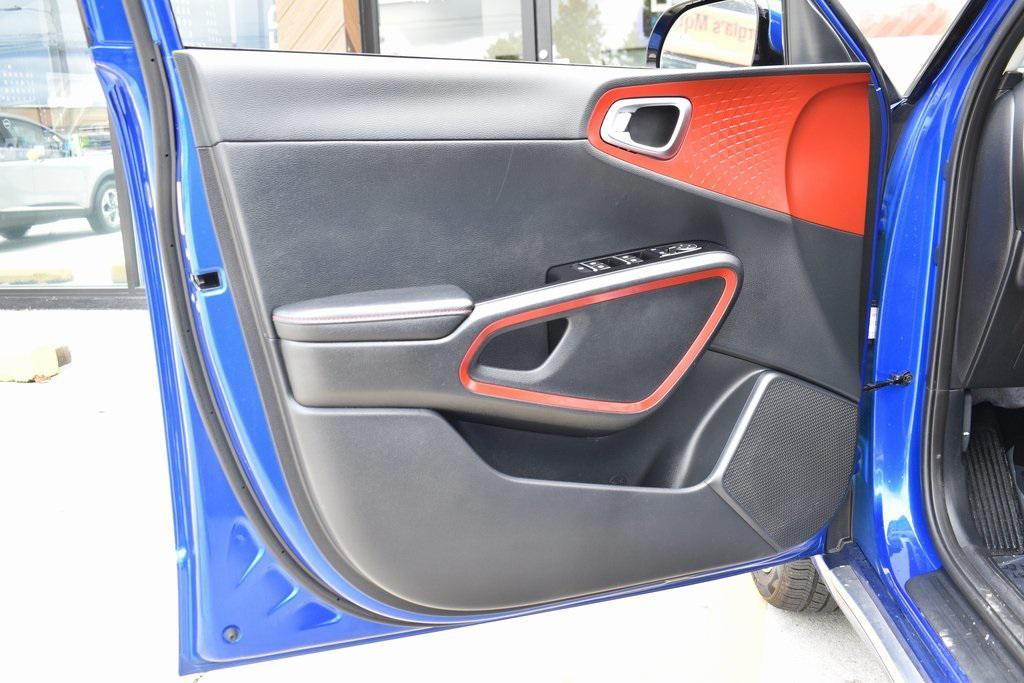 used 2023 Kia Soul car, priced at $17,491