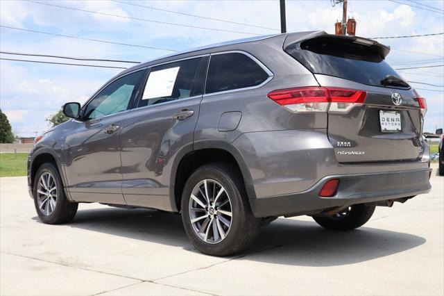 used 2018 Toyota Highlander car, priced at $23,391