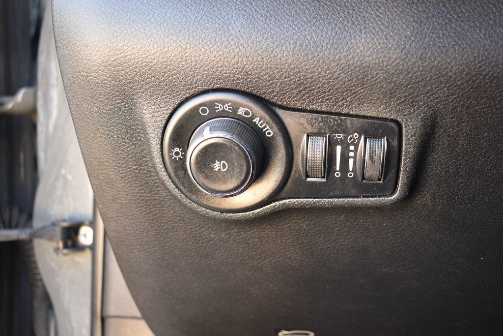 used 2022 Jeep Compass car, priced at $21,280