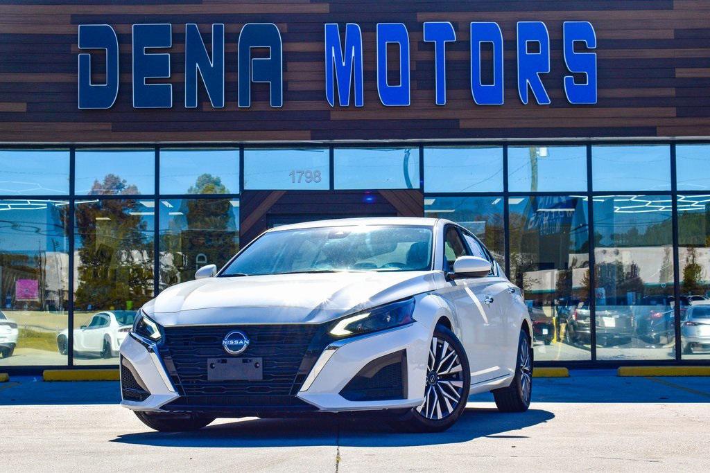 used 2023 Nissan Altima car, priced at $20,442