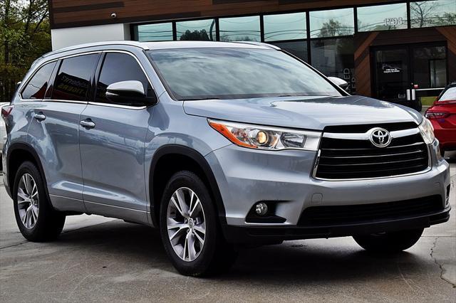 used 2014 Toyota Highlander car, priced at $16,991