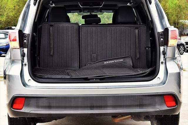 used 2014 Toyota Highlander car, priced at $16,991