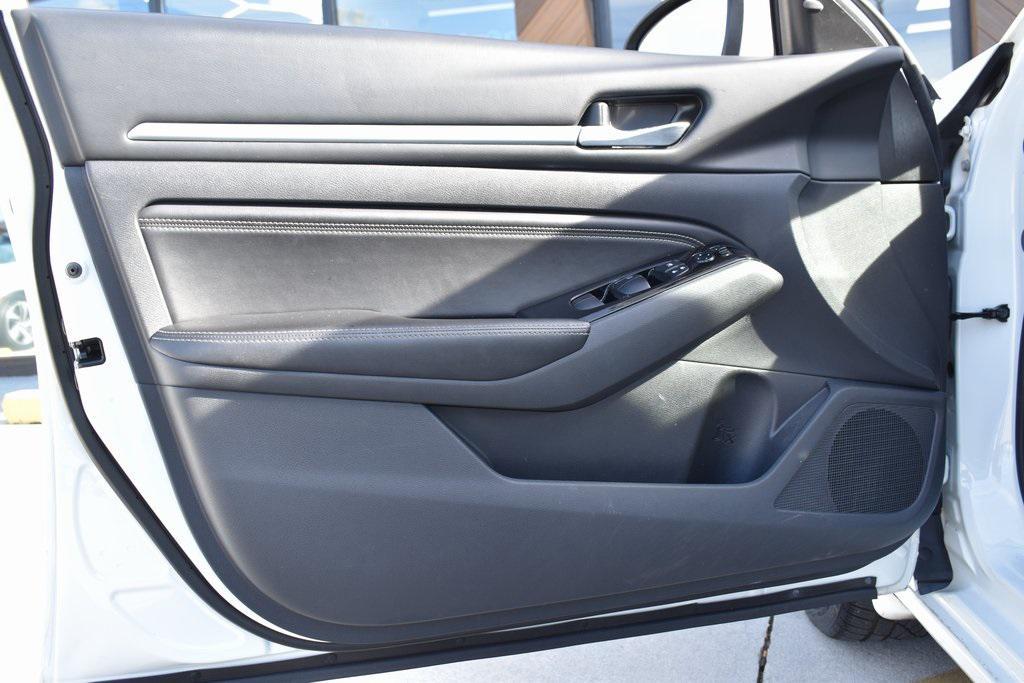 used 2023 Nissan Altima car, priced at $20,400