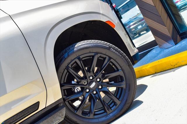 used 2022 Cadillac Escalade ESV car, priced at $61,991