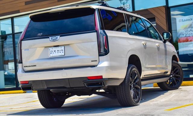 used 2022 Cadillac Escalade ESV car, priced at $61,991
