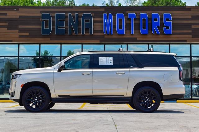 used 2022 Cadillac Escalade ESV car, priced at $61,991
