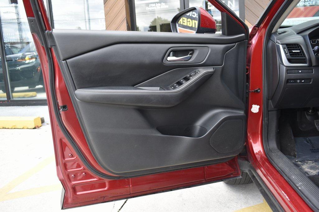 used 2024 Nissan Rogue car, priced at $21,211