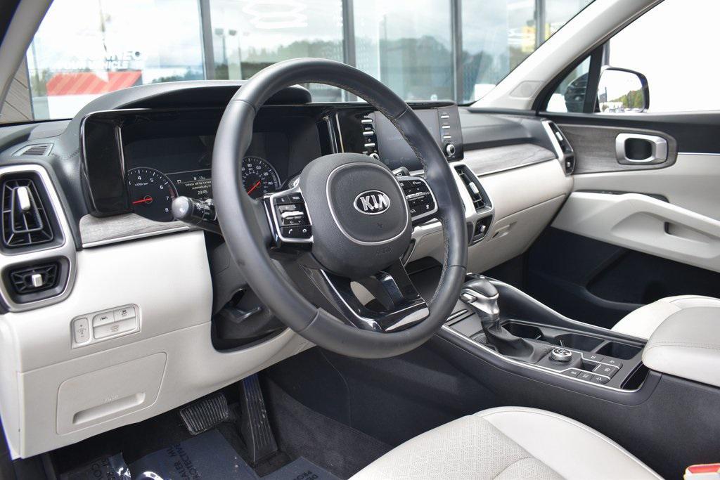 used 2021 Kia Sorento car, priced at $22,491