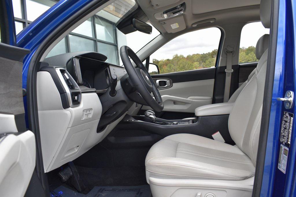 used 2021 Kia Sorento car, priced at $22,491