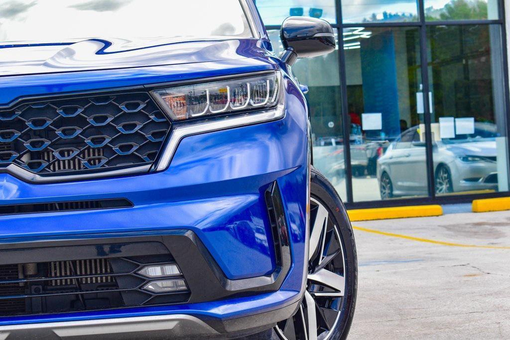 used 2021 Kia Sorento car, priced at $22,491