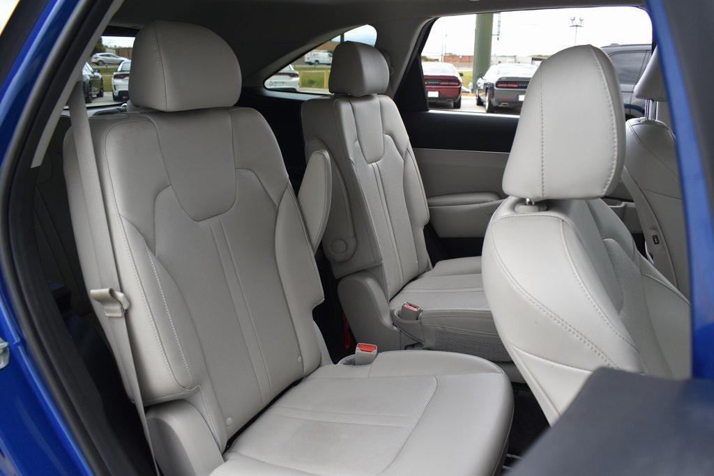 used 2021 Kia Sorento car, priced at $22,491