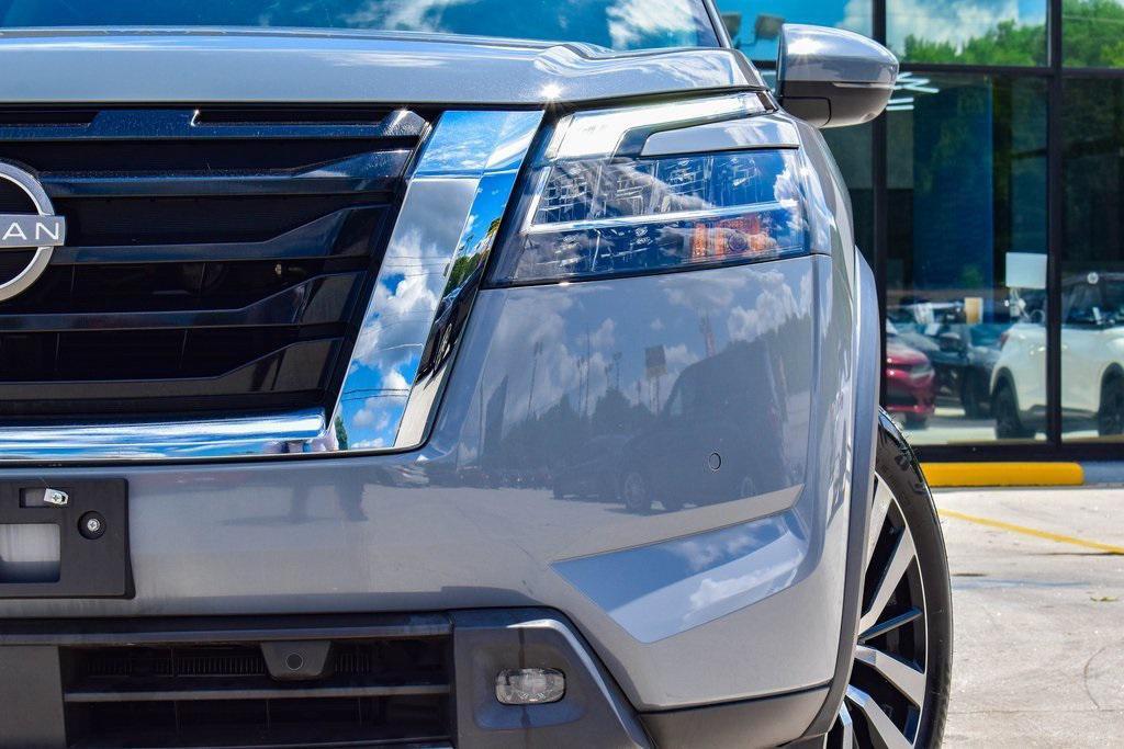 used 2023 Nissan Pathfinder car, priced at $39,900