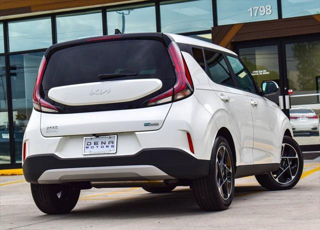 used 2023 Kia Soul car, priced at $21,634