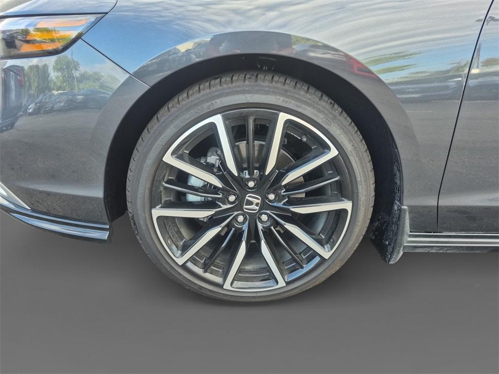 used 2025 Honda Accord Hybrid car, priced at $34,998
