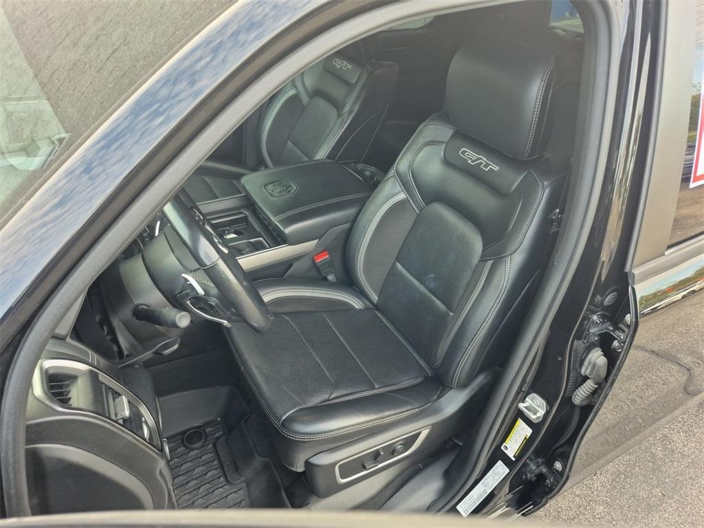 used 2022 Ram 1500 car, priced at $35,991