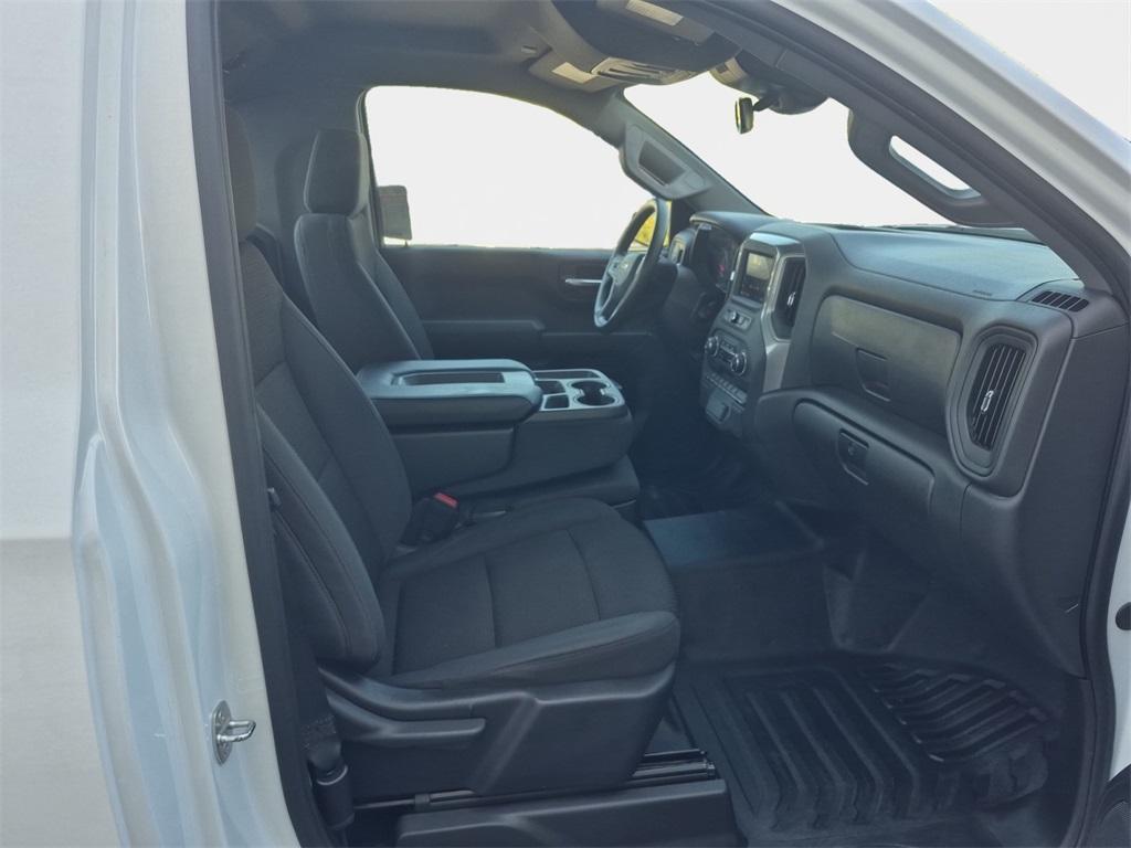 used 2024 Chevrolet Silverado 1500 car, priced at $25,881