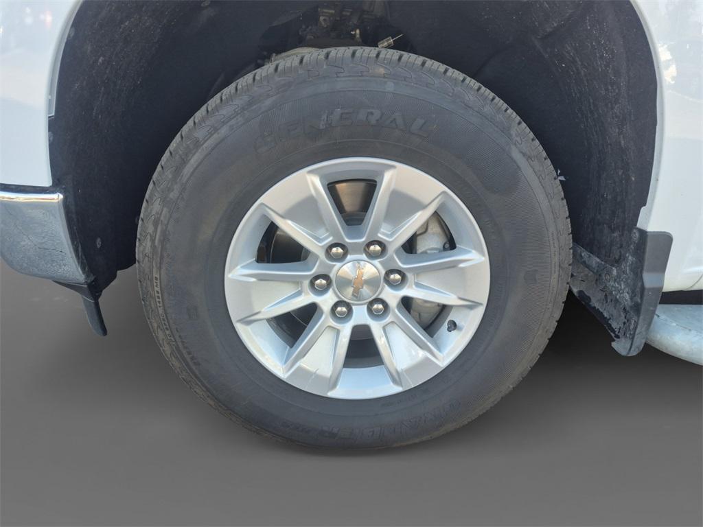 used 2024 Chevrolet Silverado 1500 car, priced at $25,881