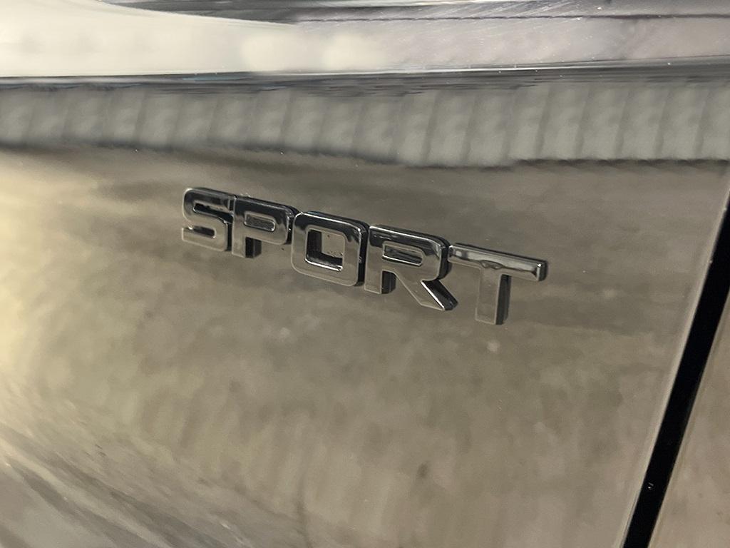 new 2026 Honda CR-V Hybrid car, priced at $37,580