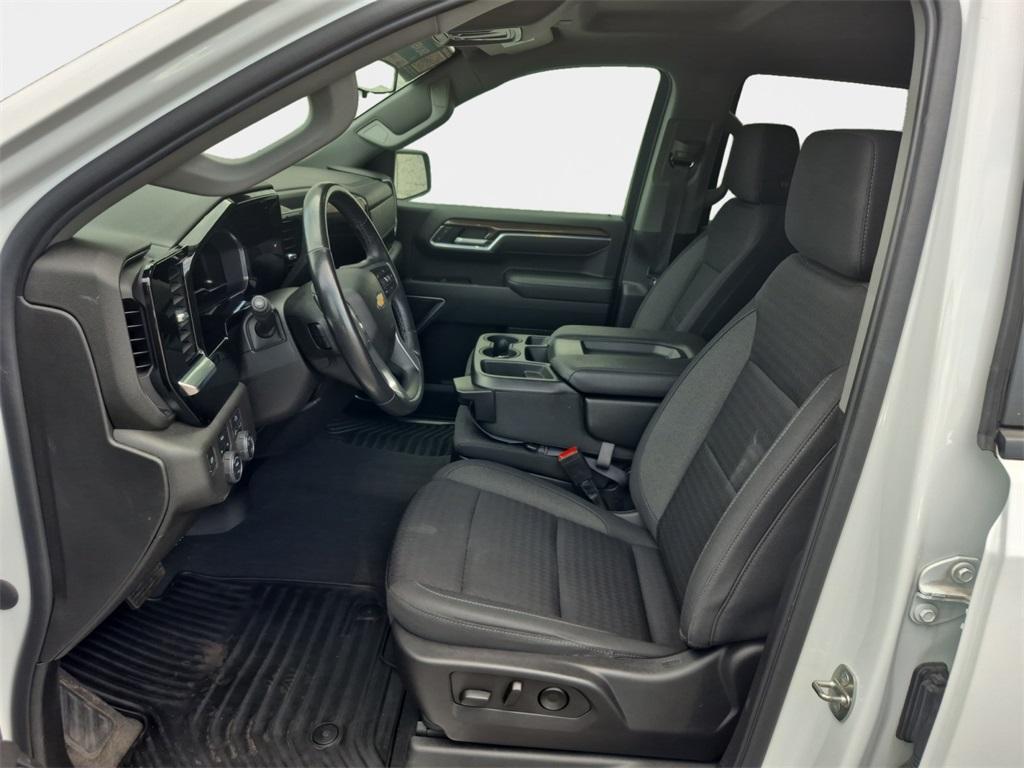 used 2022 Chevrolet Silverado 1500 car, priced at $32,998