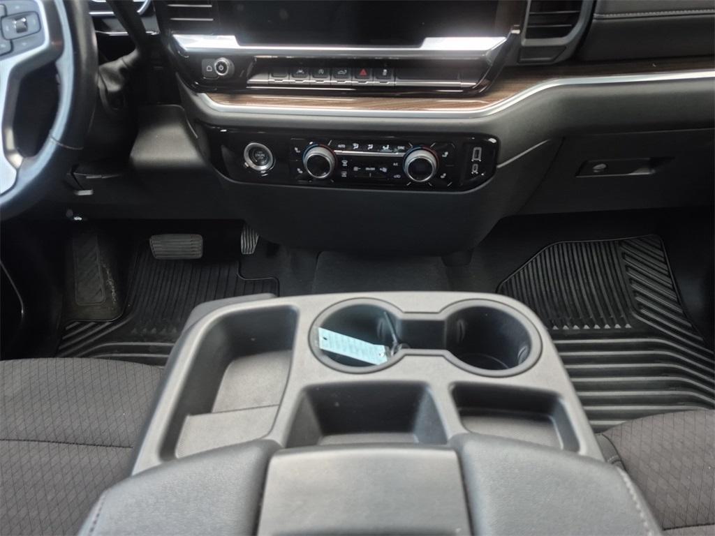 used 2022 Chevrolet Silverado 1500 car, priced at $32,998