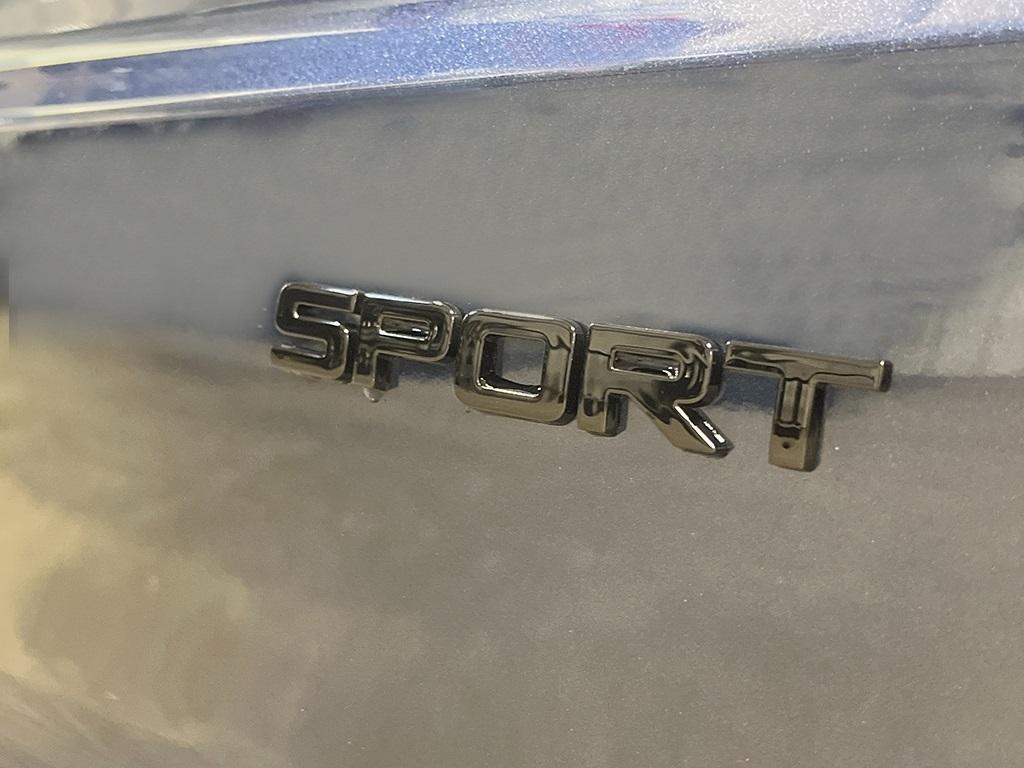 new 2026 Honda CR-V Hybrid car, priced at $37,580