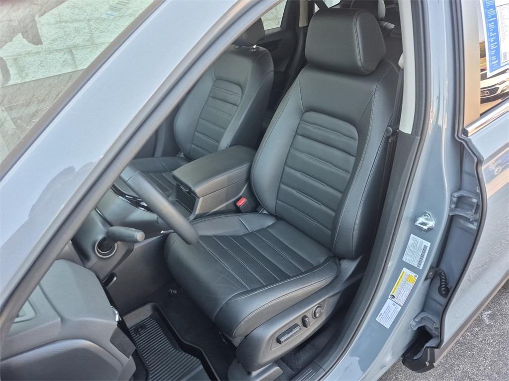 used 2025 Honda CR-V car, priced at $35,482