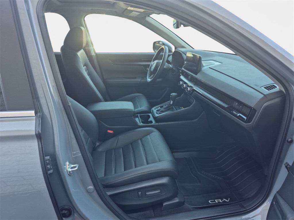 used 2025 Honda CR-V car, priced at $35,482