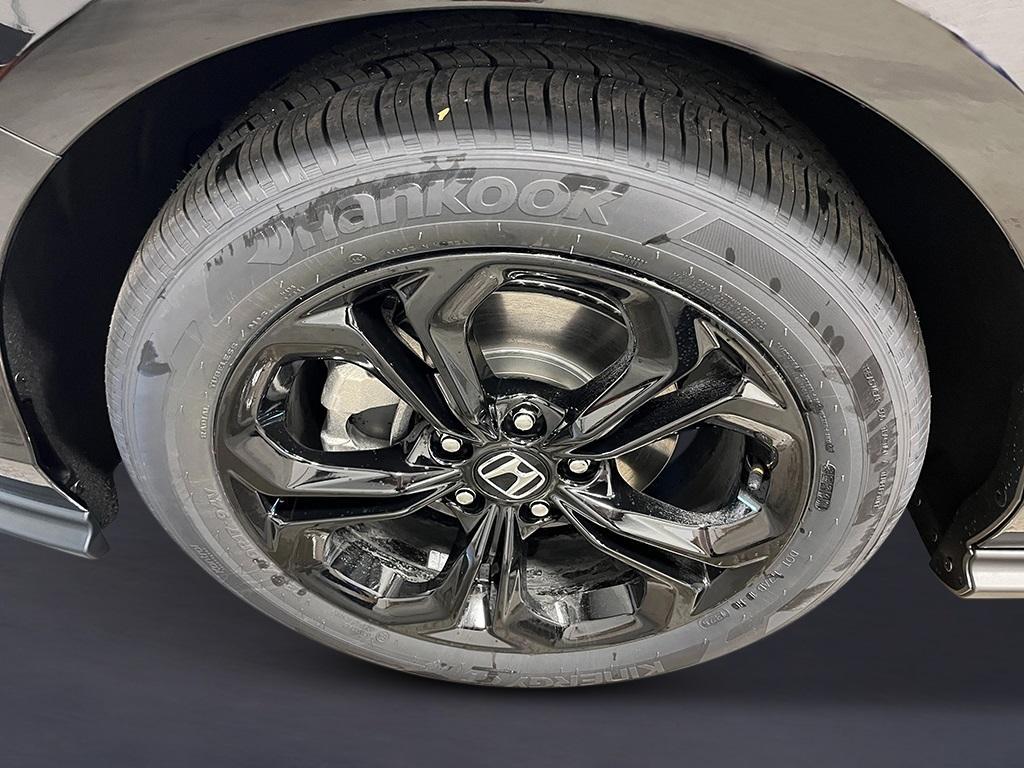 new 2025 Honda Accord car, priced at $30,508