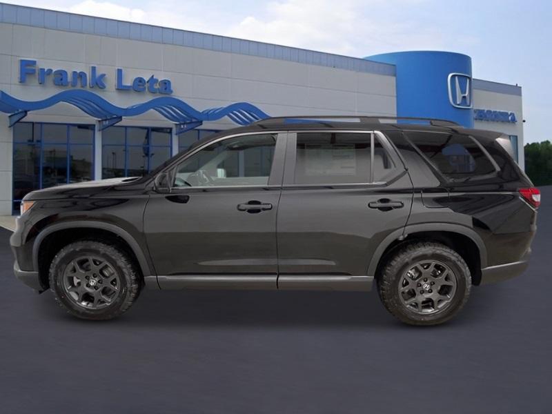 new 2025 Honda Pilot car, priced at $48,395