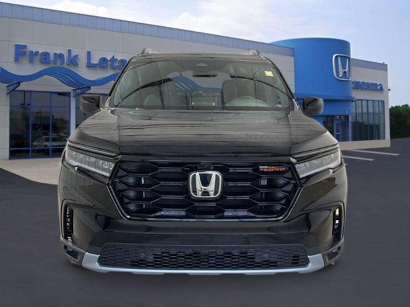 new 2025 Honda Pilot car, priced at $48,395