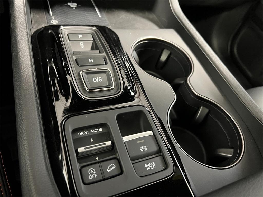 new 2025 Honda Pilot car, priced at $48,395