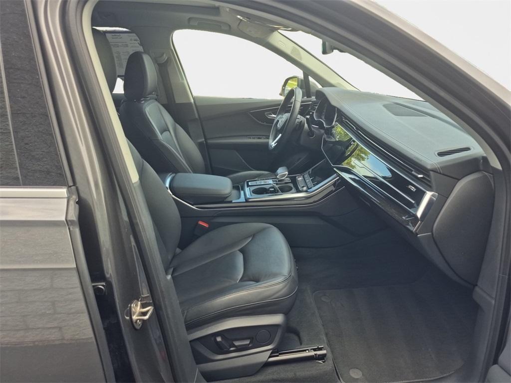 used 2024 Audi Q7 car, priced at $43,991